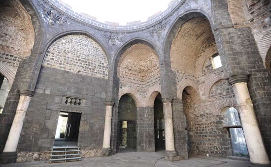 Özel Uçaklı Butik Mardin – Midyat – Diyarbakır Turu