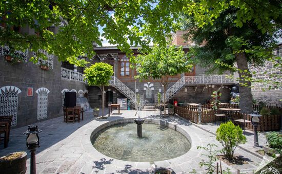 Özel Uçaklı Butik Mardin – Midyat – Diyarbakır Turu