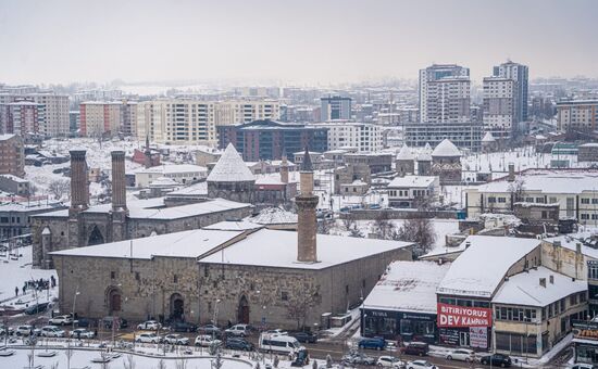 DOĞU EKSPRESLİ BUTİK KARS - ERZURUM  TURU 