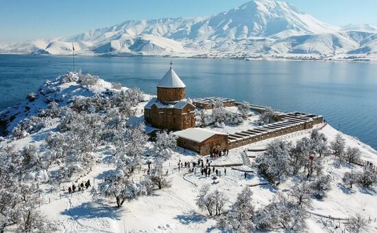 VAN – KARS – ERZURUM – PALANDÖKEN TURU