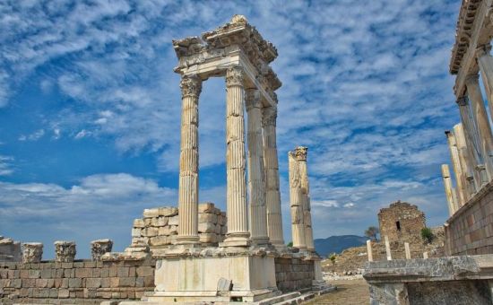 Bergama Turu