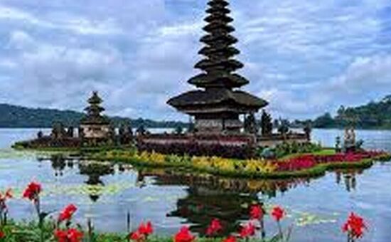 Tropikal Ada: Bali & Ubud